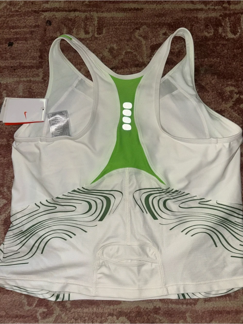 Nike White & Lime Green women’s Athletic Tank and Charcoal Gray Shorts Set, NWT! - Picture 4 of 10